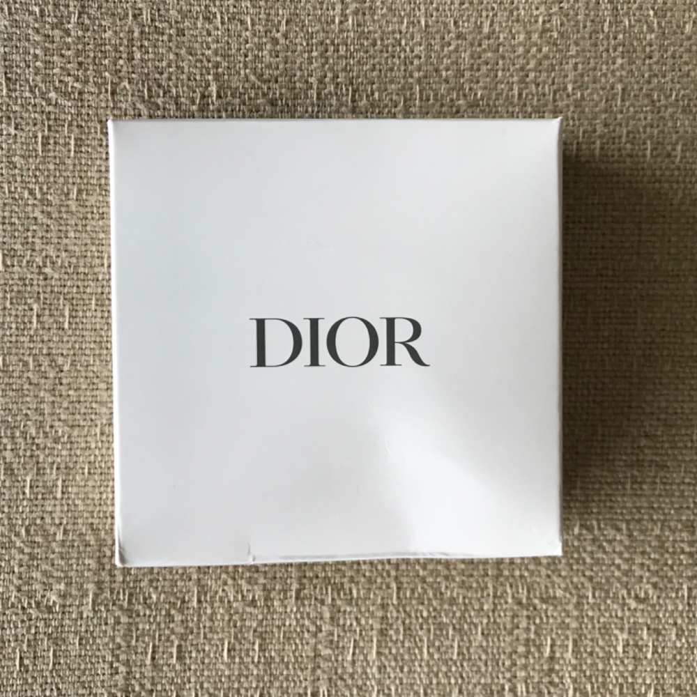 Dior Compact Mirror 💖 - Picture 5 of 8